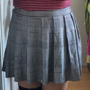 gray stripped skirt